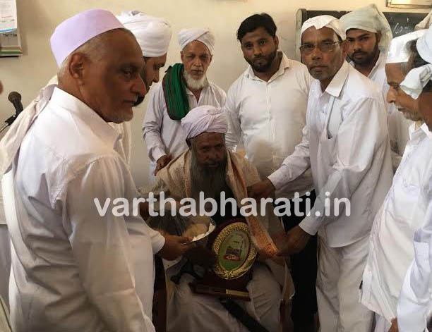 ಅಡ್ಡೂರು: ಶೈಖುನಾ ಅಲ್ ಹಾಜಿ ಜಬ್ಬಾರ್ ಉಸ್ತಾದ್ ಮಿತ್ತಬೈಲ್ ಉಸ್ತಾದರಿಗೆ ಸನ್ಮಾನ ಕಾರ್ಯಕ್ರಮ